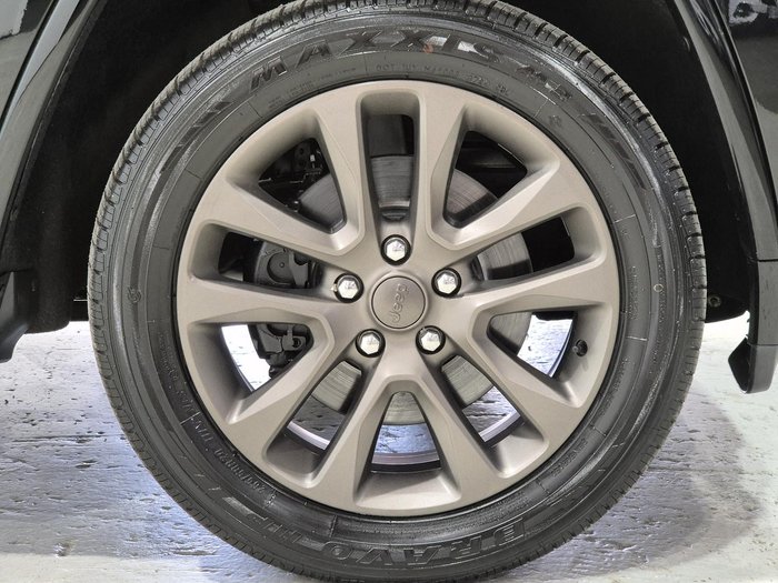 2016 Jeep Grand Cherokee 75th Anniversary WK MY16 4X4 Dual Range Brilliant Black