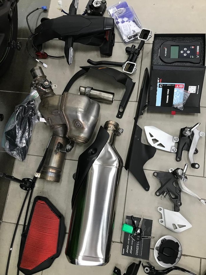 2021 Kawasaki Ninja ZX-10RR (ZX1000Z)