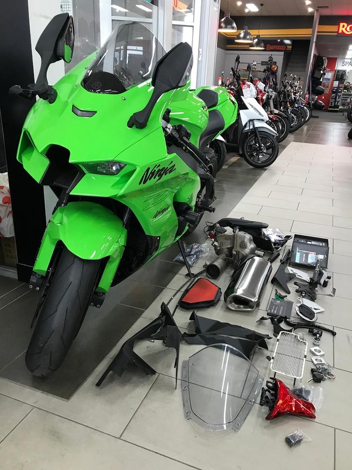 2021 Kawasaki Ninja ZX-10RR (ZX1000Z)