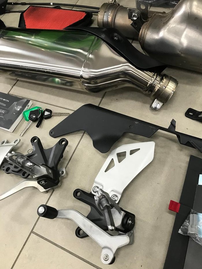 2021 Kawasaki Ninja ZX-10RR (ZX1000Z)