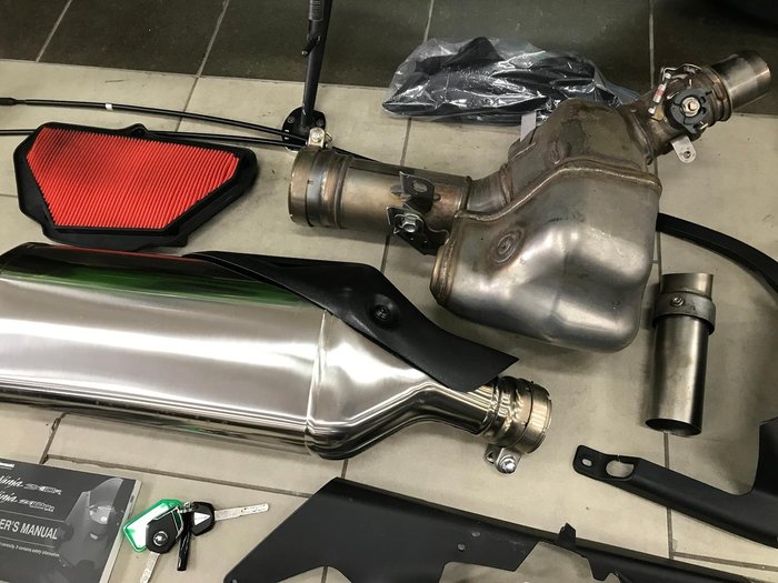 2021 Kawasaki Ninja ZX-10RR (ZX1000Z)