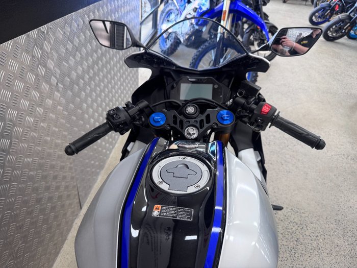2023 Yamaha YZF-R15M WHITE