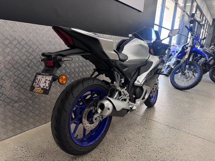 2023 Yamaha YZF-R15M WHITE