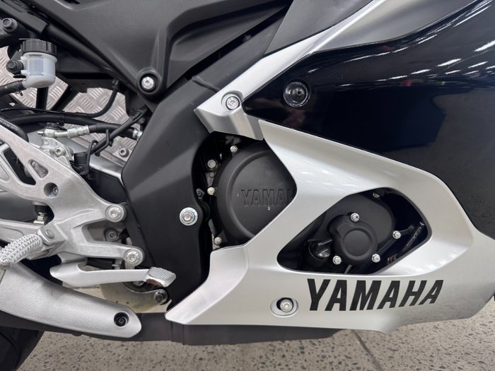 2023 Yamaha YZF-R15M WHITE