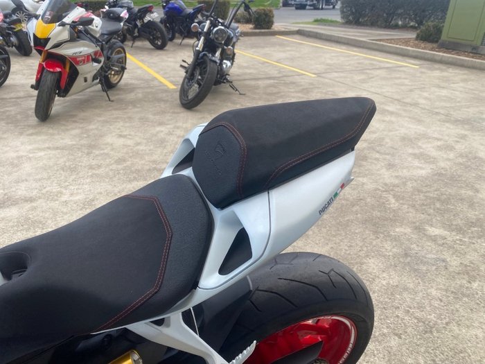 2014 DUCATI 899 PANIGALE White