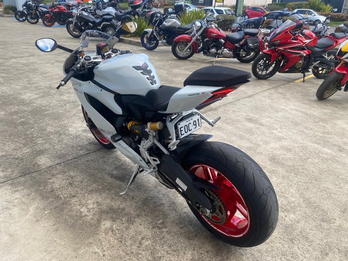 2014 DUCATI 899 PANIGALE White