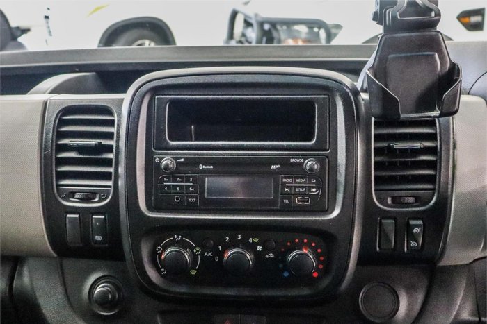 2016 Renault Trafic 66KW X82 Glacier White