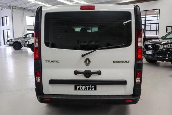 2016 Renault Trafic 66KW X82 Glacier White