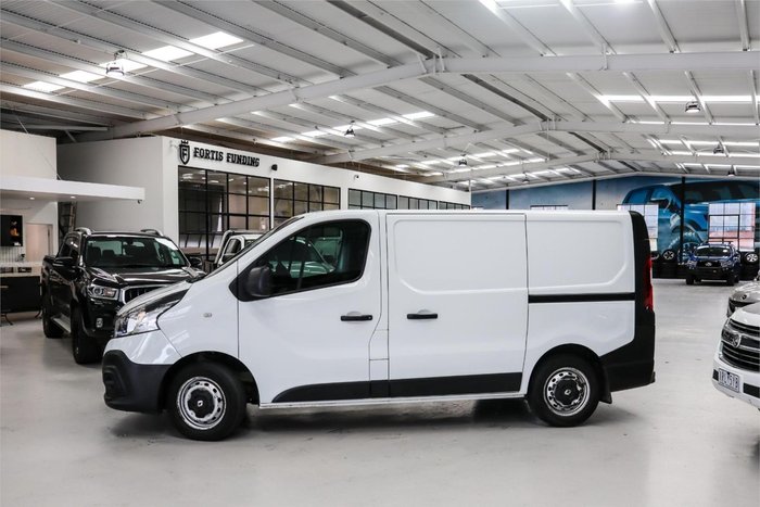 2016 Renault Trafic 66KW X82 Glacier White