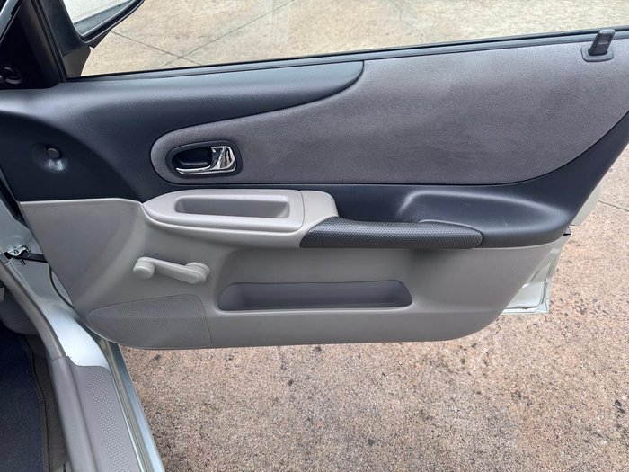 2003 Mazda 323 Astina Shades BJ II-J48 Sparkling Silver