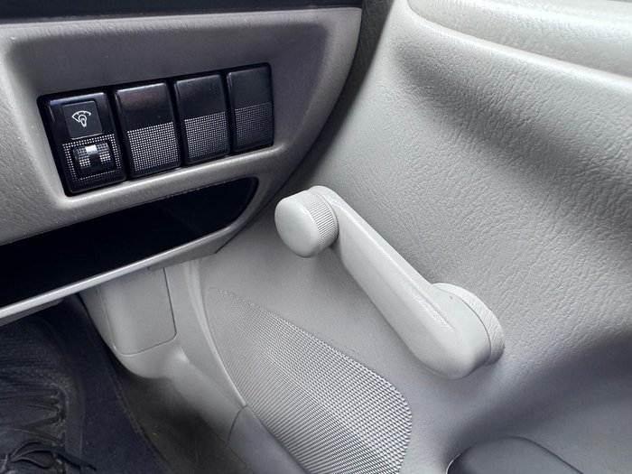 2003 Mazda 323 Astina Shades BJ II-J48 Sparkling Silver