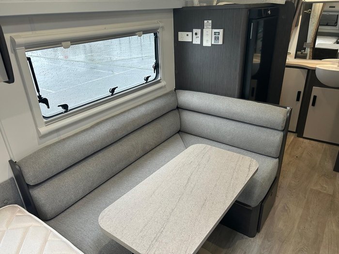 2021 Jayco 16.67-4 Journey