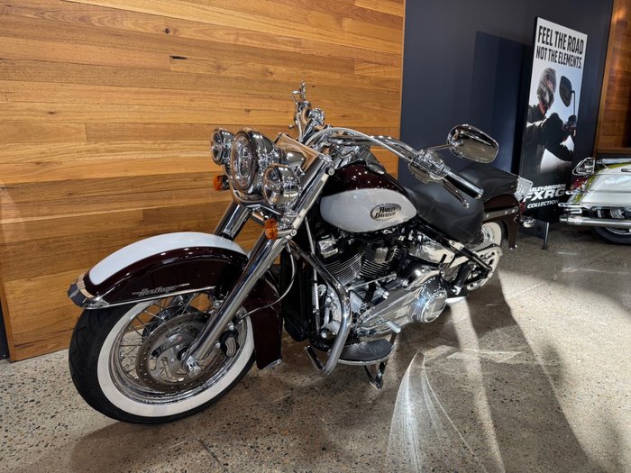2021 Harley-davidson FLHC HERITAGE CLASSIC (107) Red