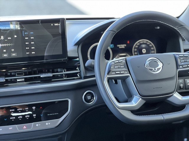 2025 KGM Rexton ELX