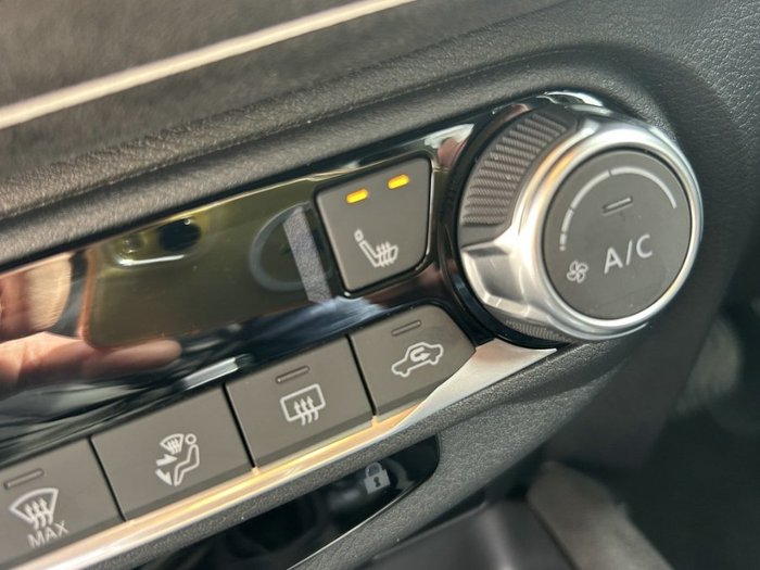 2023 Nissan JUKE TI