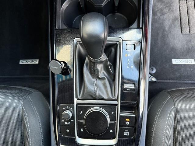 2022 Mazda CX-30 G20 Evolve