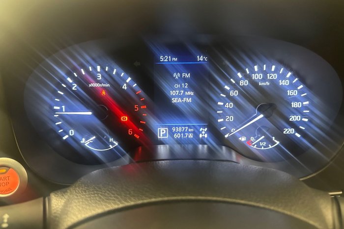 2020 Nissan Navara ST-X