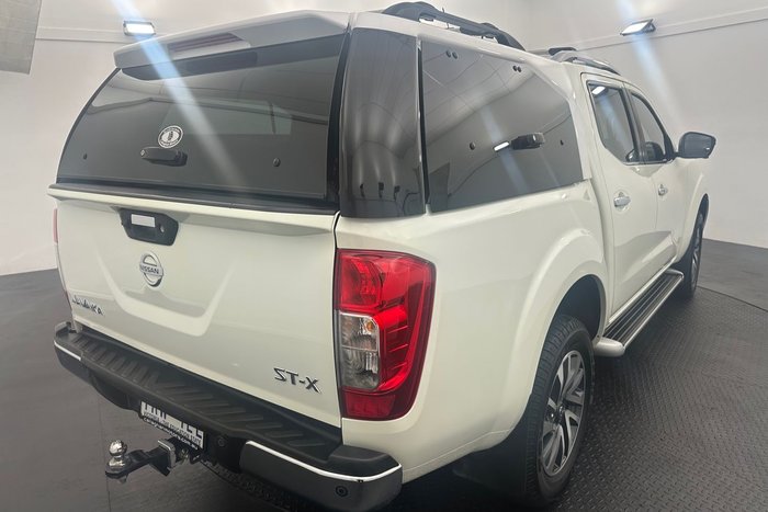 2020 Nissan Navara ST-X