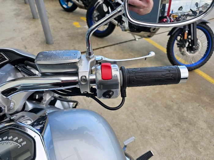 2013 Suzuki VZR 1800 BOULEVARD (M109R) Silver