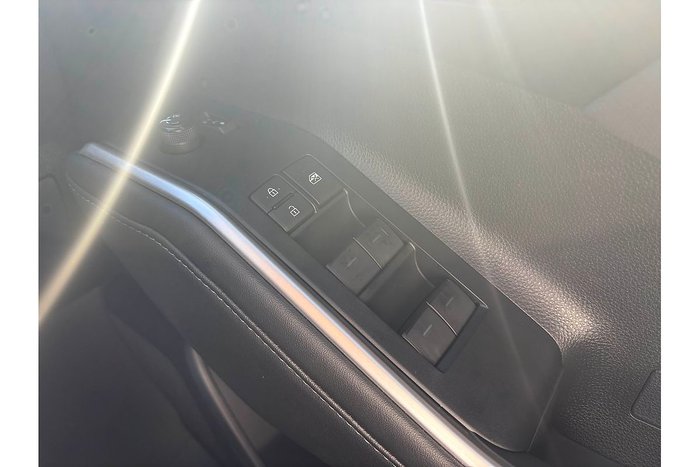 2024 Toyota Kluger GX