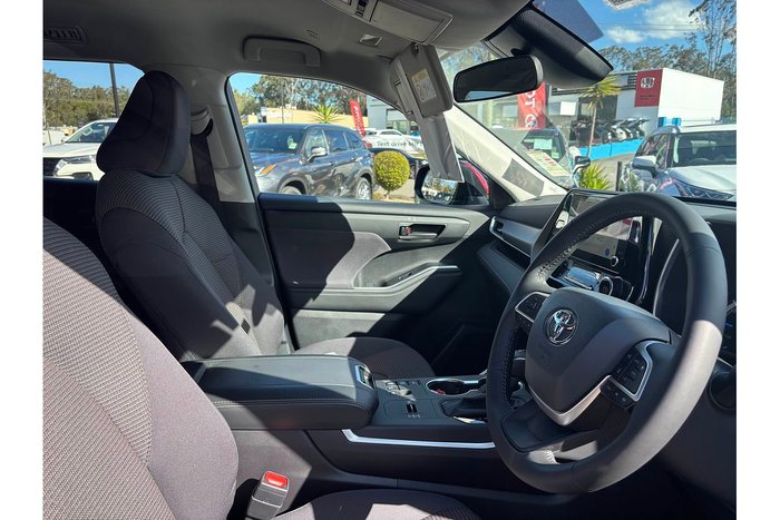 2024 Toyota Kluger GX