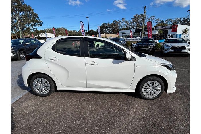 2025 Toyota Yaris Ascent Sport Hybrid