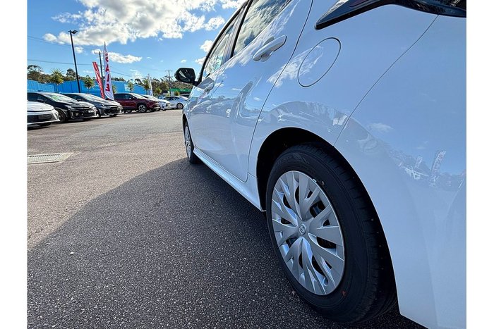 2025 Toyota Yaris Ascent Sport Hybrid