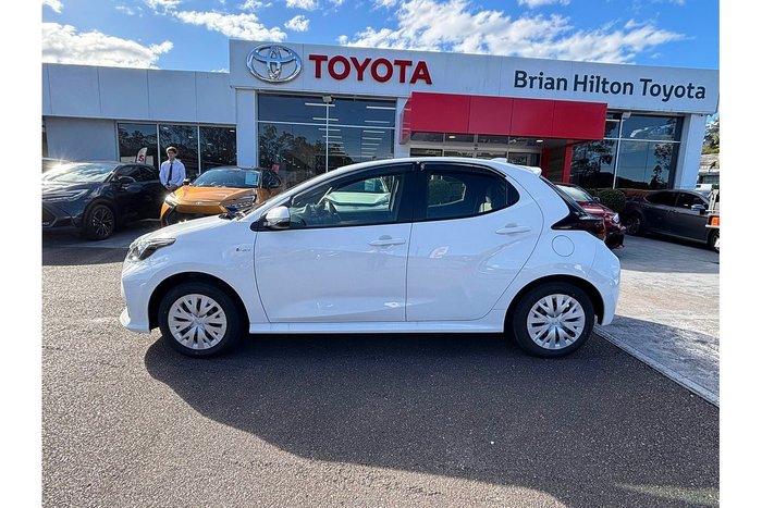 2025 Toyota Yaris Ascent Sport Hybrid