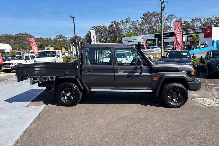 2025 Toyota Landcruiser GXL