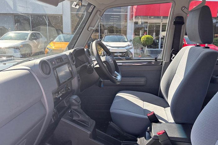 2025 Toyota Landcruiser GXL