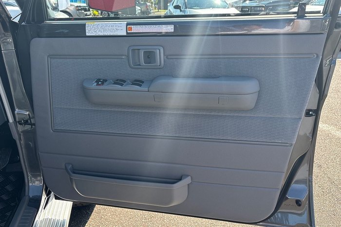 2025 Toyota Landcruiser GXL