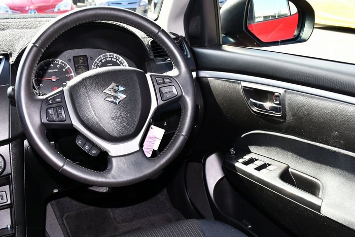 2016 Suzuki Swift GL Navigator
