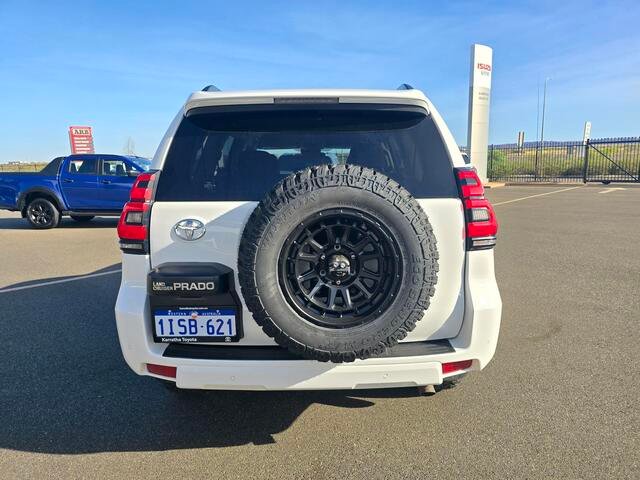 2022 Toyota Prado