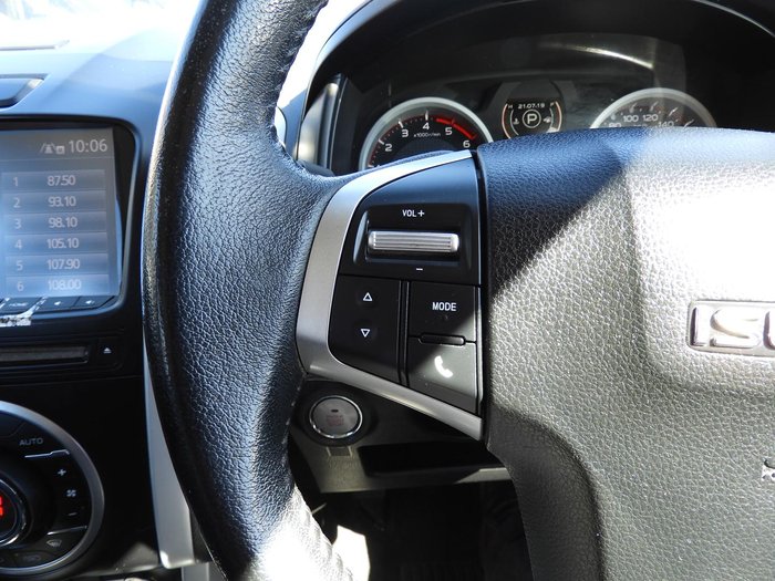 2017 Isuzu D-MAX LS-Terrain