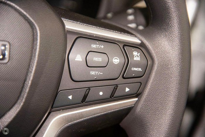 2025 Isuzu MU-X LS-M