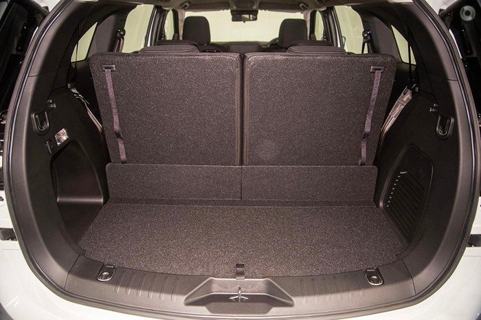 2025 Isuzu MU-X LS-M