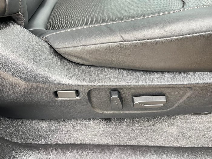 2021 Isuzu D-MAX X-TERRAIN MY21 4X4 Dual Range Obsidian Grey