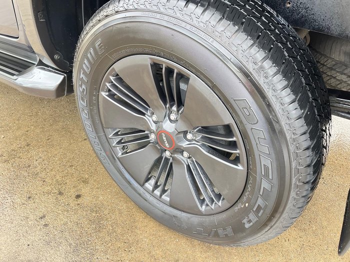 2021 Isuzu D-MAX X-TERRAIN MY21 4X4 Dual Range Obsidian Grey