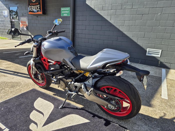 2017 Ducati Monster 821 Monster Grey