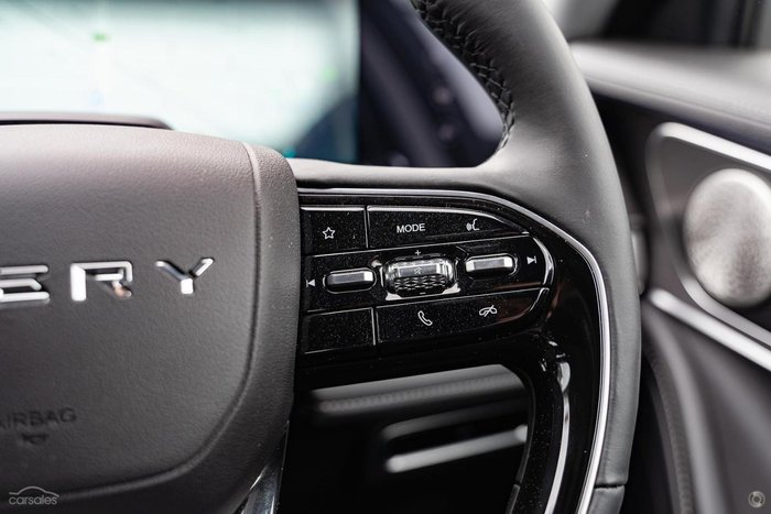 2025 Chery Tiggo 8 Pro Max Urban