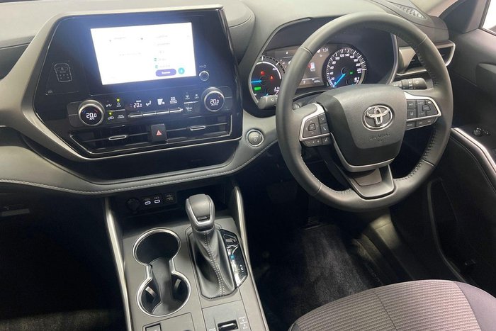 2023 Toyota Kluger GX