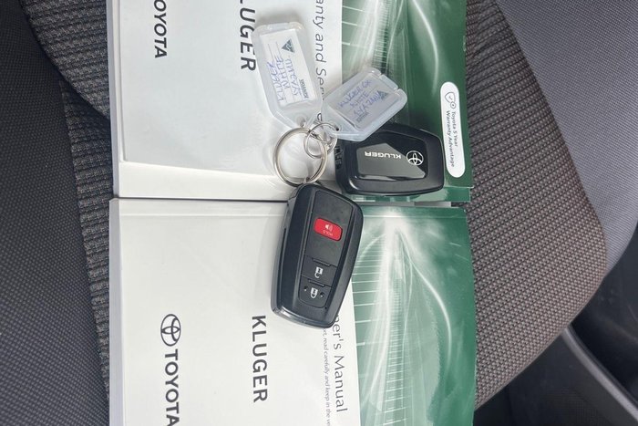 2023 Toyota Kluger GX