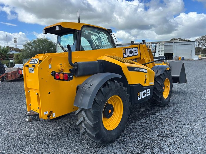 2021 JCB 542-70 Agri Super