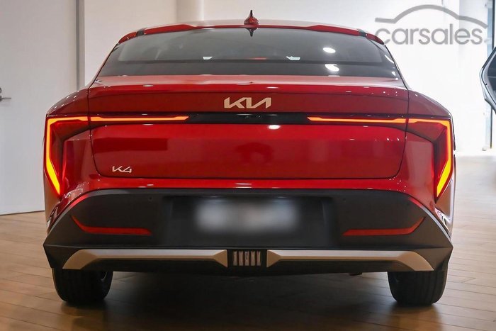 2025 Kia K4 S