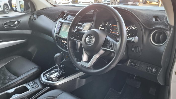 2024 Nissan Navara ST-X