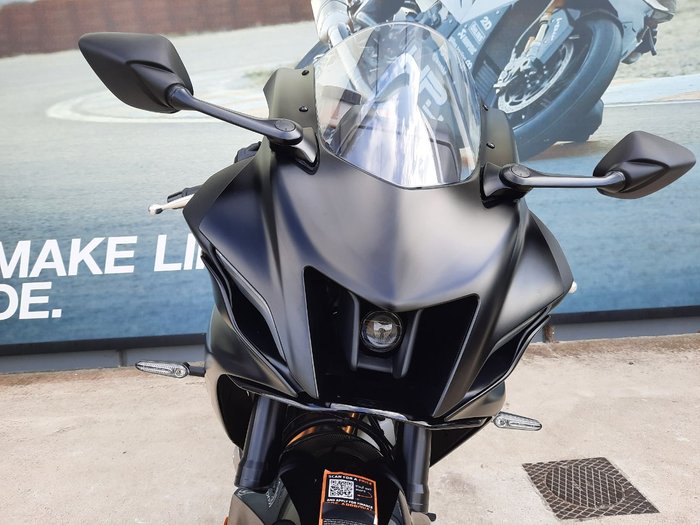 2025 Yamaha 2025 Yamaha 655CC YZF-R7LA SPORTS GREY
