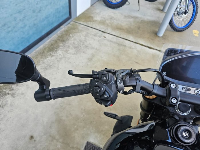 2025 Yamaha XSR900 (MTM890A) Black