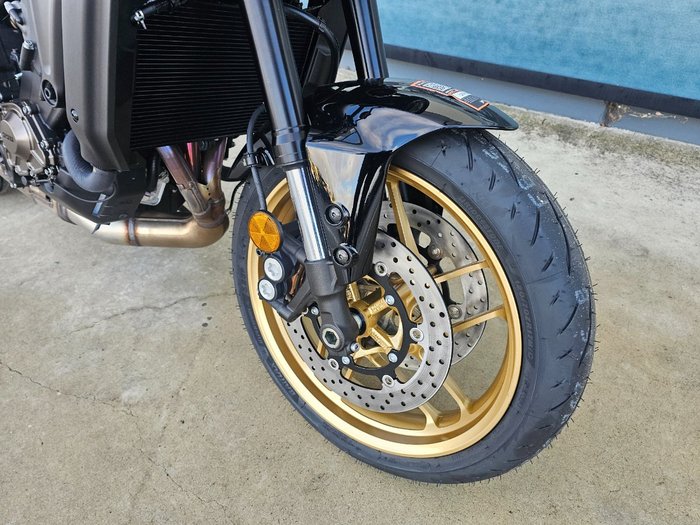 2025 Yamaha XSR900 (MTM890A) Black