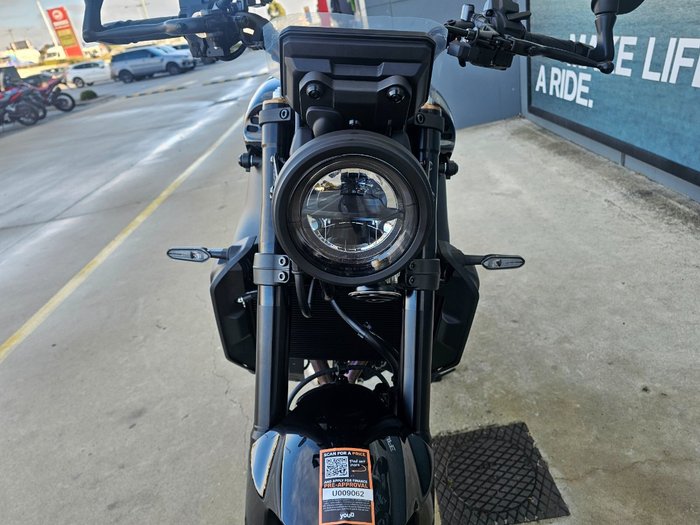 2025 Yamaha XSR900 (MTM890A) Black