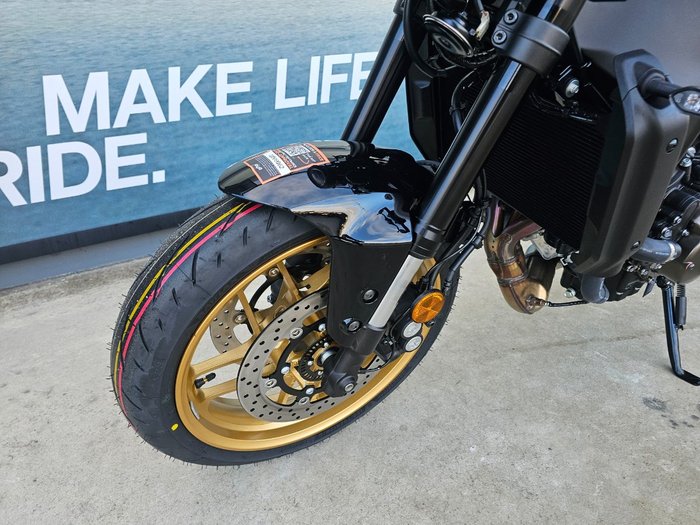 2025 Yamaha XSR900 (MTM890A) Black